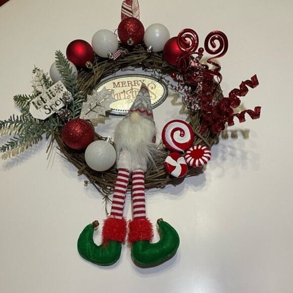 Christmas Grapevine Wreath Peppermint Gnome Let It Snow Handcrafted - Picture 1 of 11